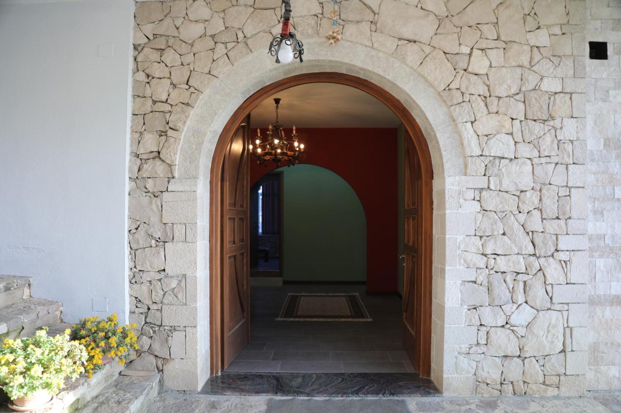Pamja E Qyteteve Hotel Kruje Exterior photo